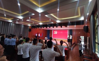 砥礪初心頌黨恩，同心筑夢譜新篇——石龍區(qū)多部門聯(lián)合舉辦迎“七一”文藝匯演活動(dòng)側(cè)記